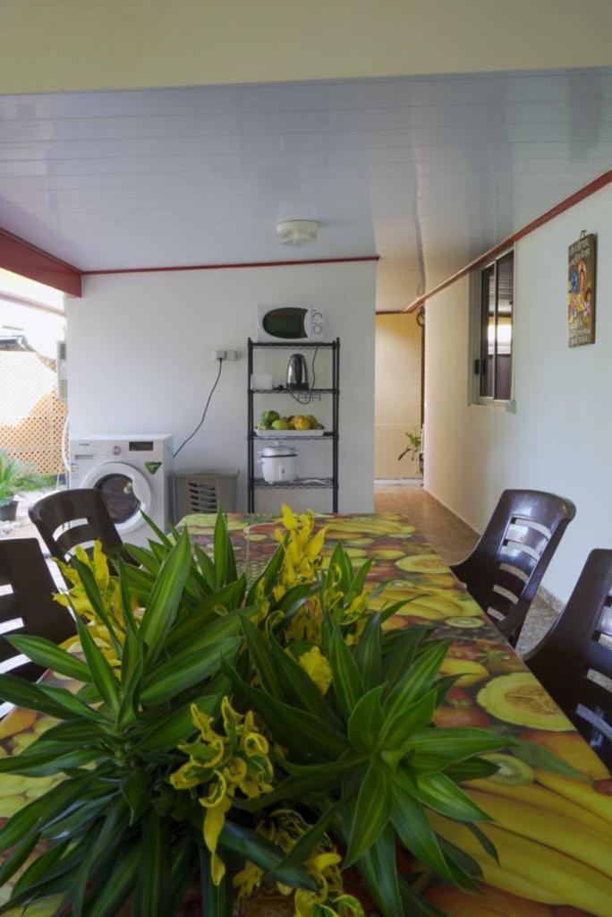Hotel Lemon House Maroe Esterno foto